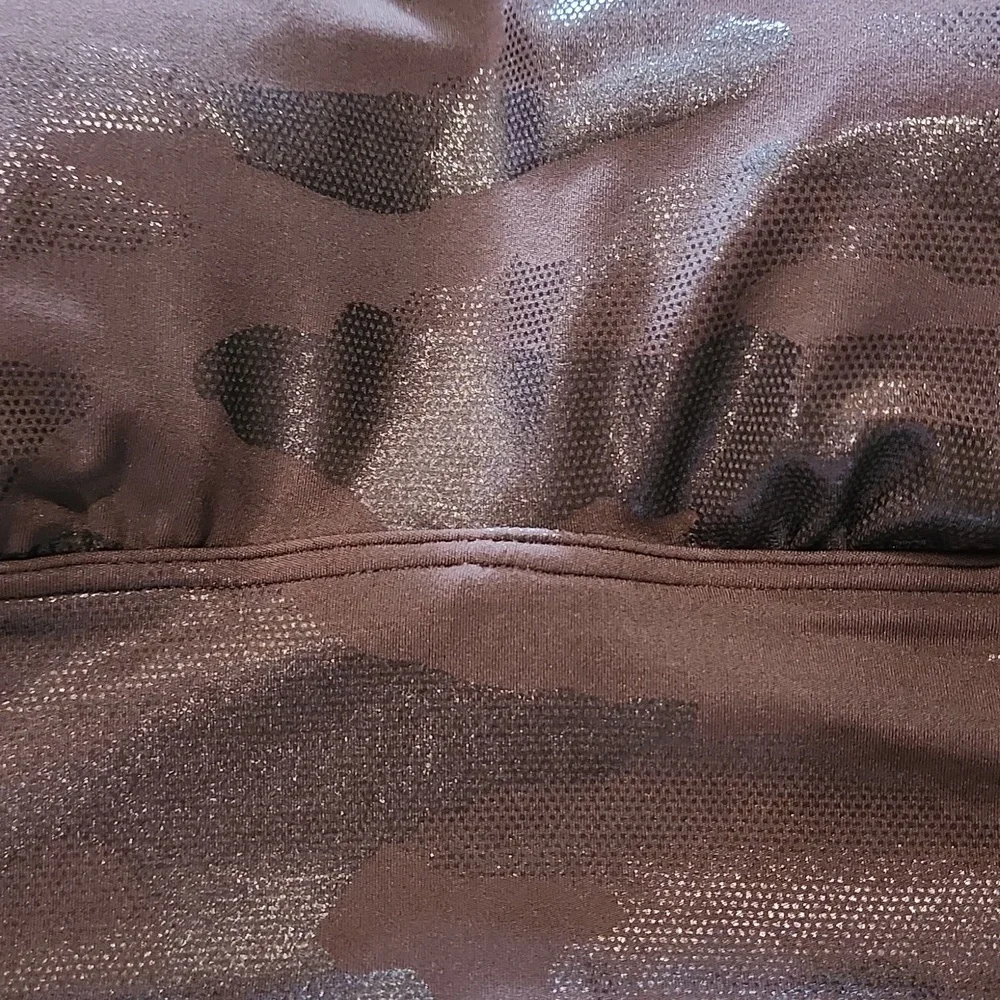 Offline by Aerie brown camo strappy back sports bra size XS - Picture 4 of 6